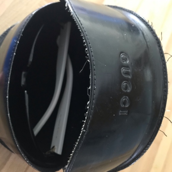 GUCCI SUNGLASSES W/ CASE - Picture 6 of 6